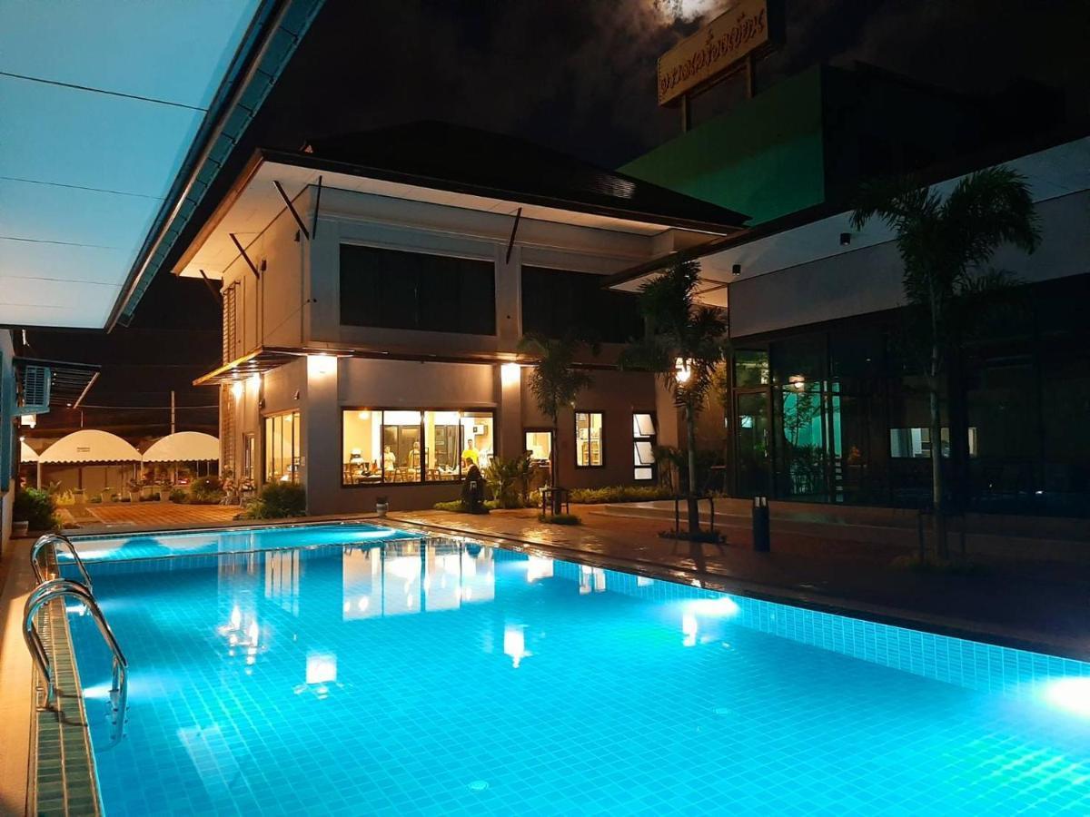 J.P.Grand Hotel Trat Eksteriør billede