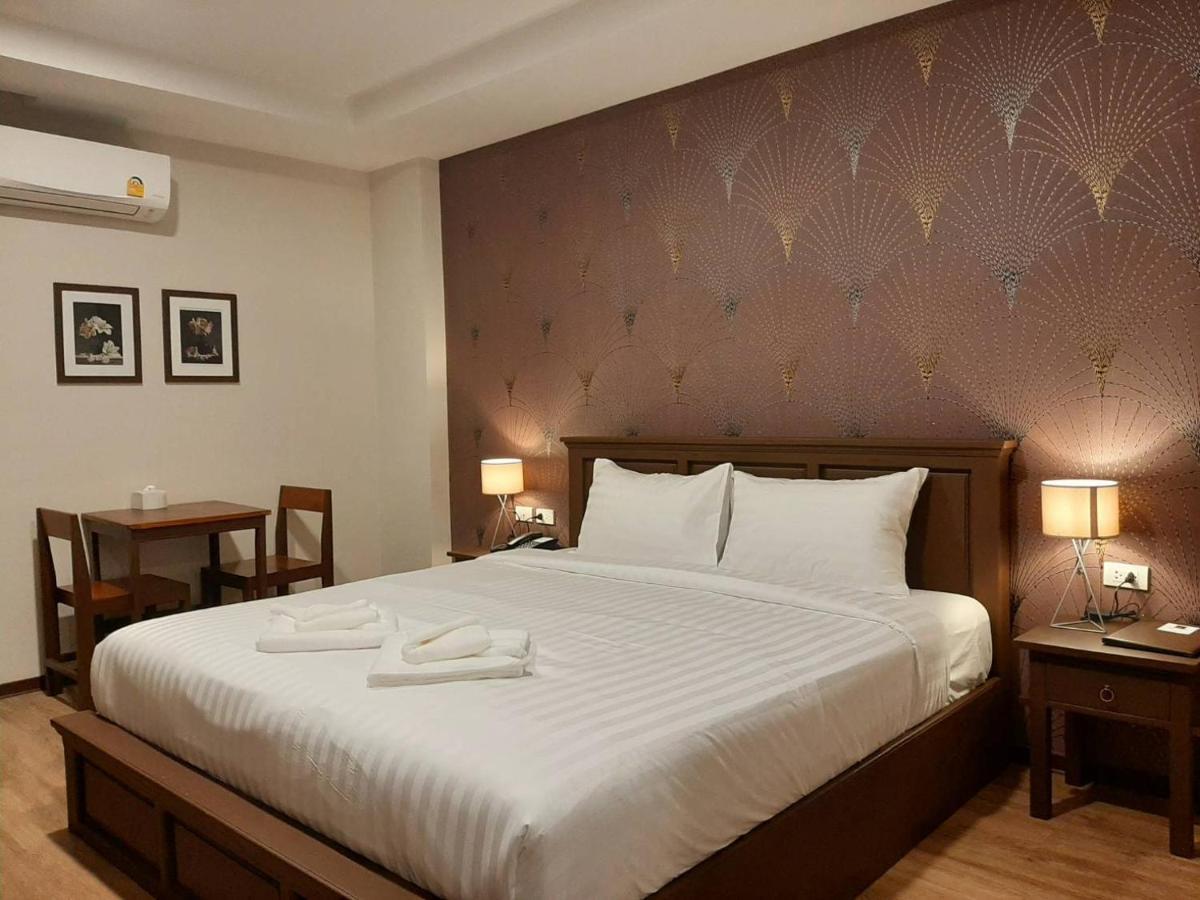 J.P.Grand Hotel Trat Eksteriør billede