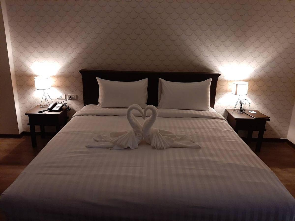 J.P.Grand Hotel Trat Eksteriør billede